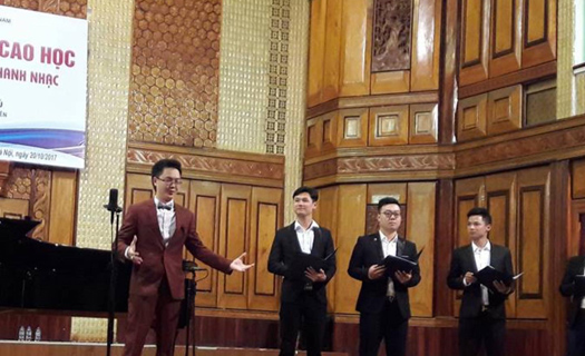Ca sĩ Quang Tú: Trung thành với dòng âm nhạc cổ kính